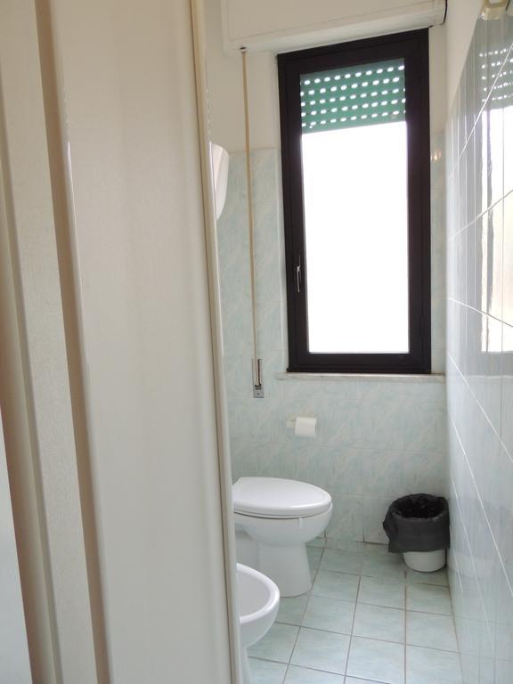 Albergo Il Terrazzino Вибо Валентия Марина Стая снимка