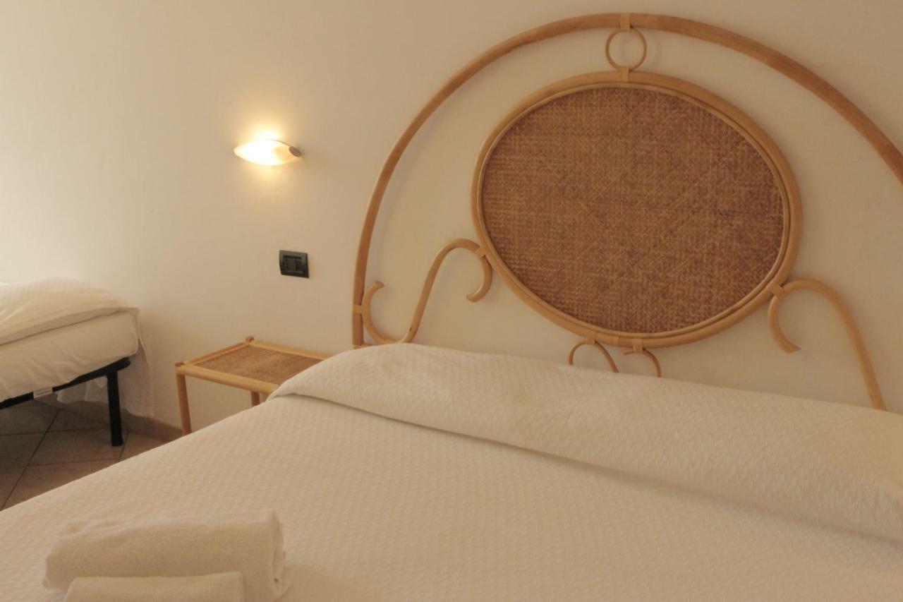 Albergo Il Terrazzino Вибо Валентия Марина Екстериор снимка